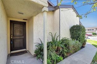 Townhouse, 235 Pixley st, Orange, CA 92868 - 2