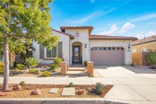 Single Family Residence, 24368 Overlook DR, Corona, CA  Corona, CA 92883