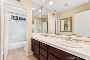 Single Family Residence, 25965 Cedarbluff Terrace, Laguna Hills, CA 92653 - 31