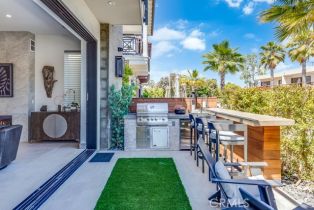 Single Family Residence, 207 1st, Seal Beach, CA 90740 - 3