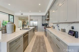 Single Family Residence, 207 1st, Seal Beach, CA 90740 - 7