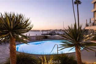 Condominium, 2525 Ocean blvd, Corona Del Mar, CA 92625 - 4