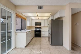 Single Family Residence, 2907 Cottonwood st, Orange, CA 92865 - 12