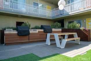 Residential Income, 210 29th st, Long Beach, CA 90806 - 9