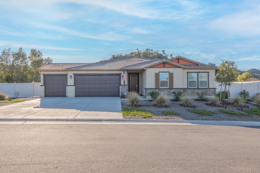 Single Family Residence, 27911 Evergreen way, Valley Center, CA 92082 - 1