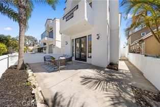 Single Family Residence, 204 Lincoln ave, Huntington Beach, CA 92648 - 7