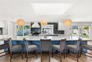 Single Family Residence, 10241 Wesley cir, Huntington Beach, CA 92646 - 2