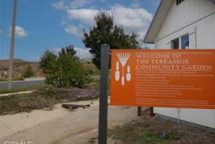 Single Family Residence, 24845 Elison ct, Corona, CA 92883 - 38