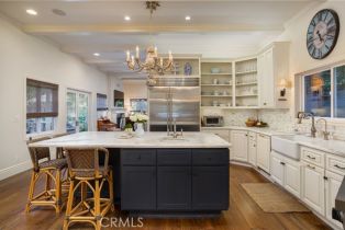Single Family Residence, 2400 Holly ln, Newport Beach, CA 92663 - 10