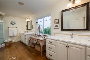 Single Family Residence, 2400 Holly ln, Newport Beach, CA 92663 - 23