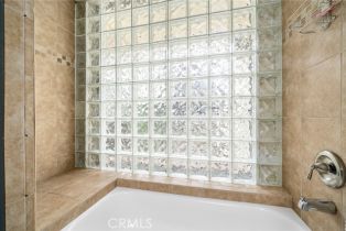 Condominium, 2400 Altisma way, Carlsbad, CA 92009 - 27