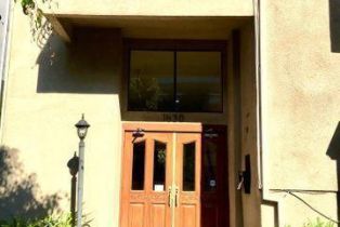 Condominium, 1630 Bentley ave, Westwood, CA 90025 - 2