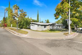 Single Family Residence, 23623 Ladrillo st, Woodland Hills, CA 91367 - 2