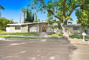 Single Family Residence, 23623 Ladrillo ST, Woodland Hills, CA  Woodland Hills, CA 91367