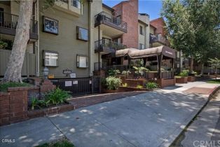 Condominium, 330 Cordova st, Pasadena, CA 91101 - 2