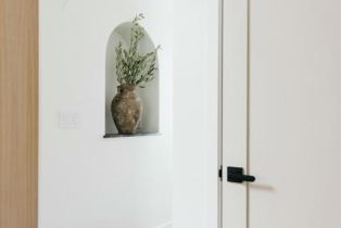 Single Family Residence, 5227 Ventura Canyon ave, Sherman Oaks, CA 91401 - 20