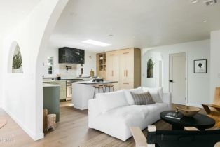 Single Family Residence, 5227 Ventura Canyon ave, Sherman Oaks, CA 91401 - 3