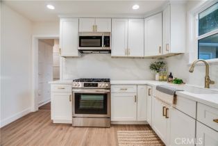 Single Family Residence, 5739 Columbus ave, Sherman Oaks, CA 91411 - 10