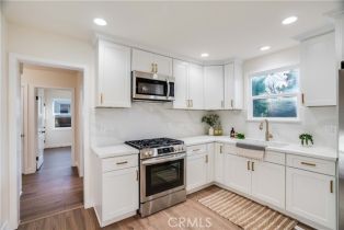 Single Family Residence, 5739 Columbus ave, Sherman Oaks, CA 91411 - 8