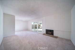 Single Family Residence, 9501 Casaba ave, Chatsworth, CA 91311 - 2