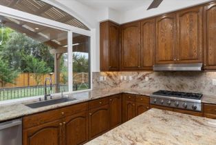 Single Family Residence, 7916 Corte Penca, Carlsbad, CA 92009 - 15