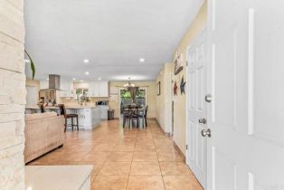 Single Family Residence, 14135 York ave, Poway, CA 92064 - 2