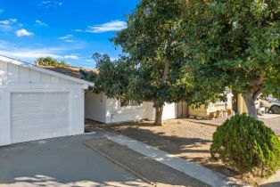 Single Family Residence, 249 Holiday, Oceanside, CA 92057 - 2