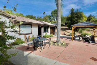 Single Family Residence, 13227 Blueberry Hill ln, Valley Center, CA 91761 - 42