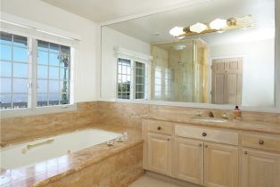 Single Family Residence, 989 Via Rincon, Palos Verdes Estates, CA 90274 - 16