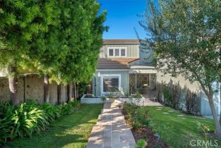 Single Family Residence, 1451 3rd st, Manhattan Beach, CA 90266 - 2