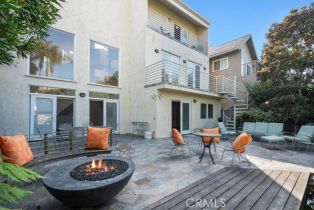 Single Family Residence, 1451 3rd st, Manhattan Beach, CA 90266 - 32