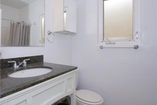 Apartment, 125 9th st, Manhattan Beach, CA 90266 - 10