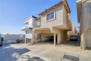 , 228 32nd st, Manhattan Beach, CA 90266 - 6