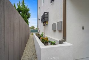 Townhouse, 4453 Colfax ave, Studio City, CA 91602 - 36