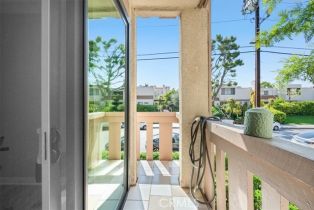 Condominium, 5216 Yarmouth ave, Encino, CA 91316 - 13