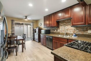 Condominium, 17872 Linda dr, Yorba Linda, CA 92886 - 6