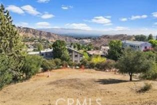 Land, 23650 Summit, Calabasas, CA  Calabasas, CA 91302