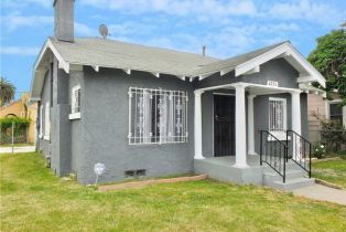 Single Family Residence, 2290 Pasadena AVE, Long Beach, CA  Long Beach, CA 90806