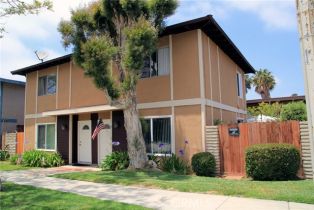 Residential Income, 7721 Ellis ave, Huntington Beach, CA 92648 - 3