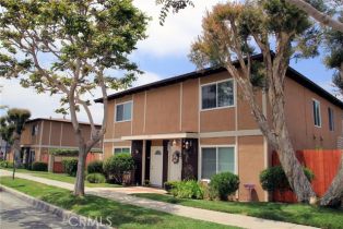 Residential Income, 7721 Ellis ave, Huntington Beach, CA 92648 - 5