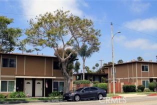 Residential Income, 7721 Ellis AVE, Huntington Beach, CA  Huntington Beach, CA 92648