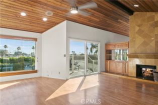 Single Family Residence, 207 La Jolla dr, Newport Beach, CA 92663 - 4