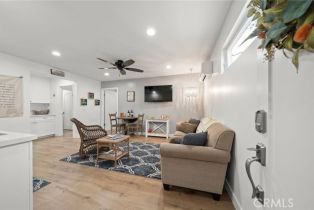 Single Family Residence, 513 Ocean ave, Seal Beach, CA 90740 - 39