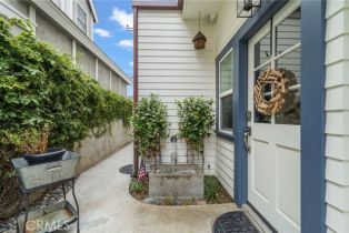 Single Family Residence, 513 Ocean ave, Seal Beach, CA 90740 - 56