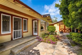 Single Family Residence, 231 Cambridge st, Orange, CA 92866 - 18