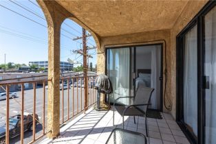 Condominium, 3511 Elm Ave, Long Beach, CA  Long Beach, CA 90807