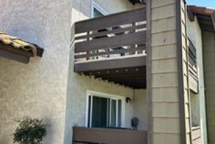 Condominium, 1366 Brentwood CIR, Corona, CA  Corona, CA 92882