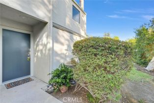 Condominium, 5744 Creekside ave, Orange, CA 92869 - 10