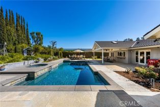 Single Family Residence, 9872 Oakwood cir, Villa Park, CA 92861 - 46