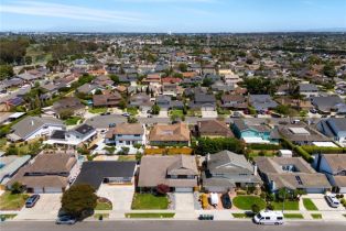 Single Family Residence, 17102 Newquist ln, Huntington Beach, CA 92649 - 57